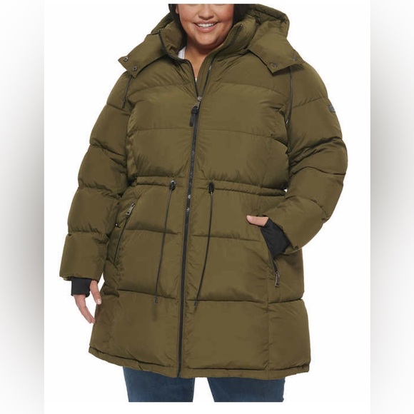 DKNY Ladies' Puffer Jacket - Picture 4 of 6